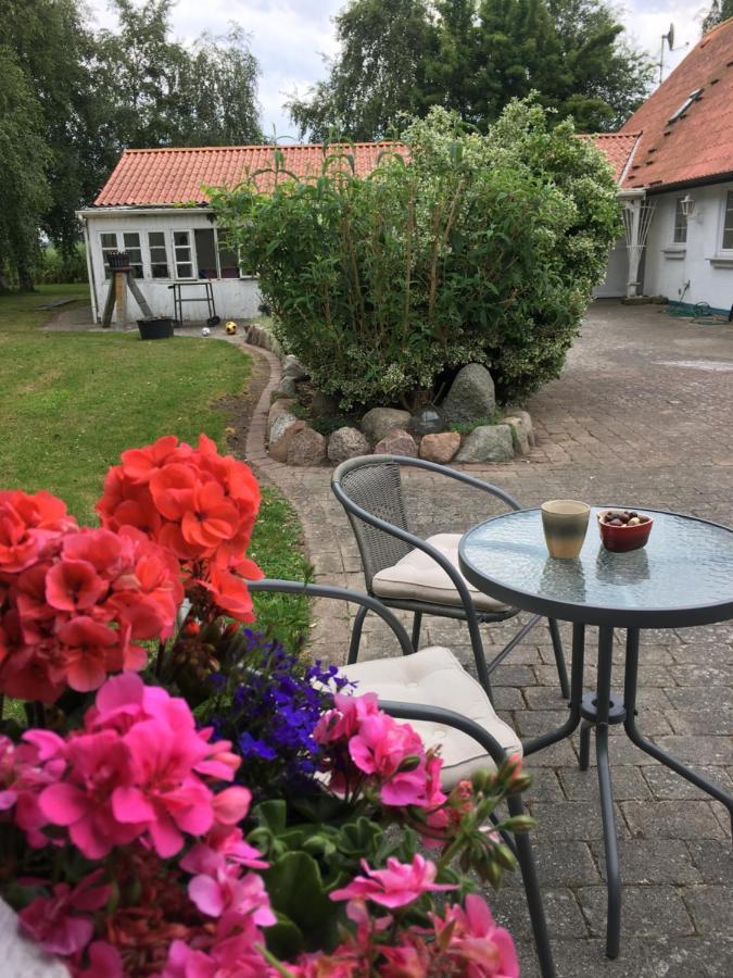Вілла Stunning Romantik Cabin Close To Baltic Sea Idestrup Екстер'єр фото